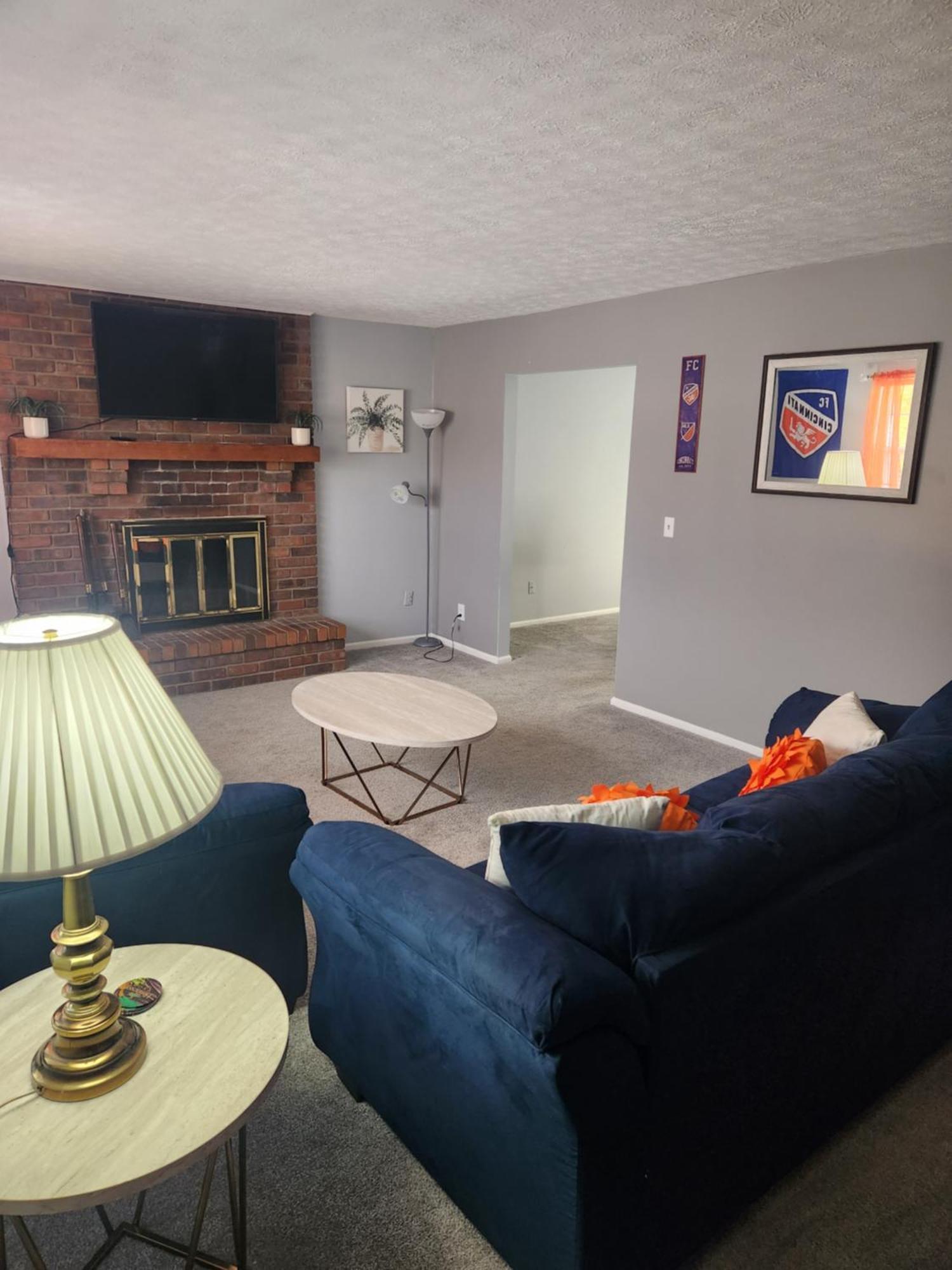 Fc Suites Cincinnati Bagian luar foto